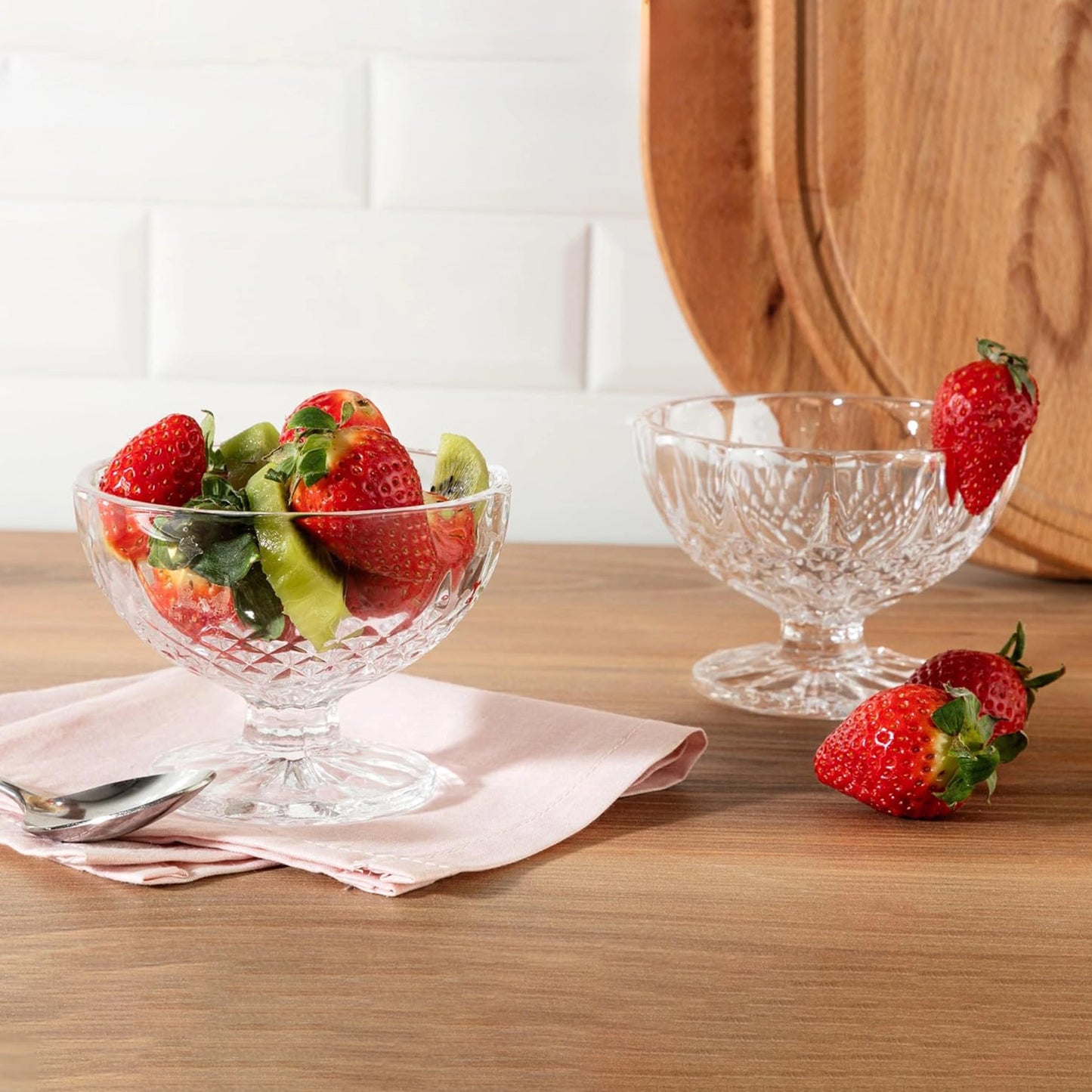 Patterned Stemmed Glass Bowl | code: LZ1305
